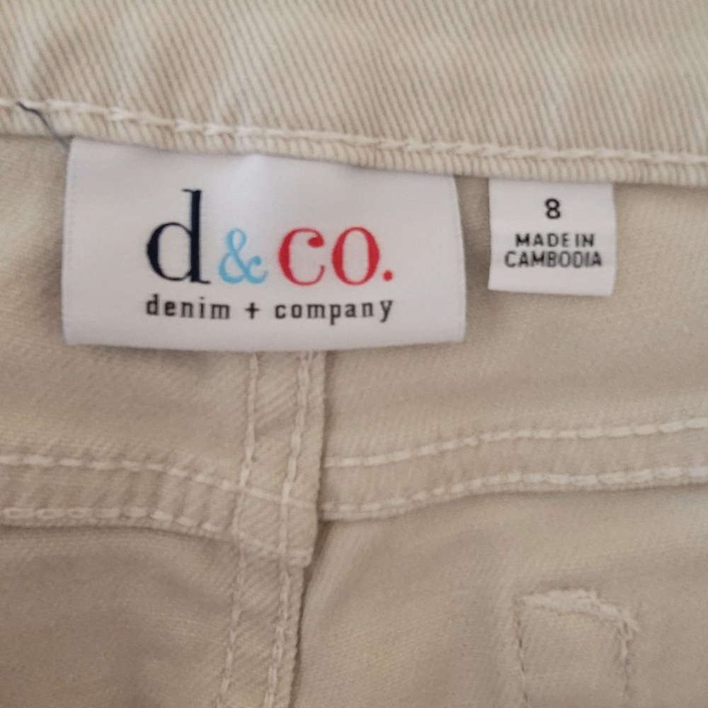 Stretch Denim Stretchy High Rise Bermuda Shorts By Denim & Co. Size 8 - Picture 10 of 11